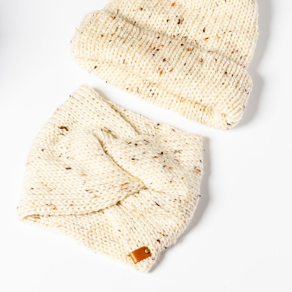 Knit twist headband - Picture 3 of 6